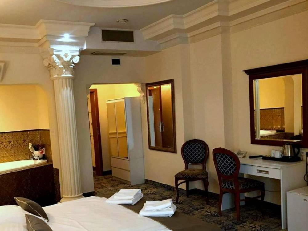 Hotel Venecia Palace Michałowice Eksteriør bilde