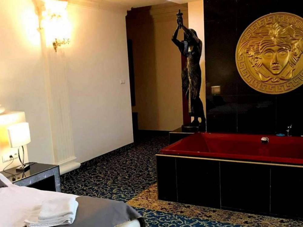 Hotel Venecia Palace Michałowice Eksteriør bilde