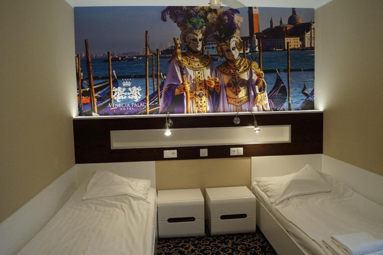 Hotel Venecia Palace Michałowice Eksteriør bilde